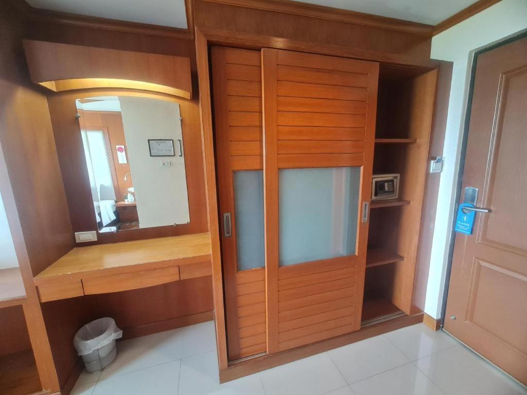Western Grand Hotel Ratchaburi Ban Bang Kra Dış mekan fotoğraf
